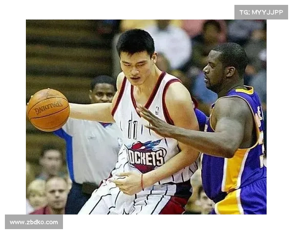 姚明成功之路对年轻运动员的深刻启示与成长路径分析