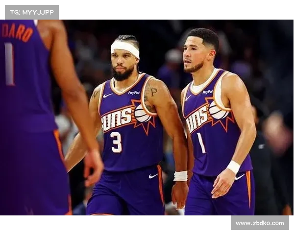 布克在球队中的领导力与核心作用如何影响球队整体表现和未来发展