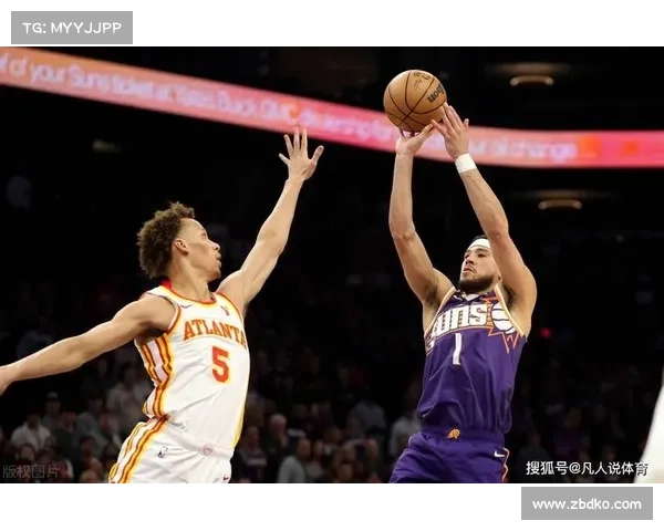 布克在赛场上的团队合作能力与领导力展现分析