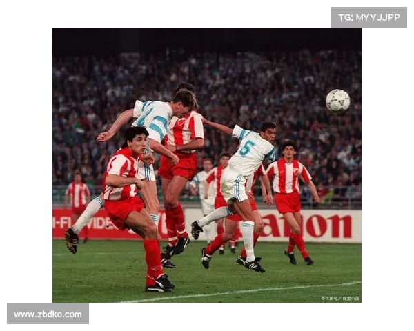 戈麦斯在青年联赛小组赛中梅开二度表现抢眼助球队取得胜利